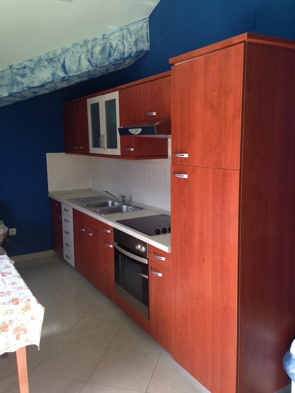 Apartments Villa Kristina Pula Habitación foto