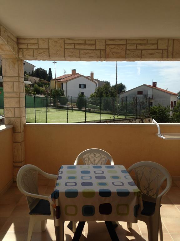 Apartments Villa Kristina Pula Habitación foto