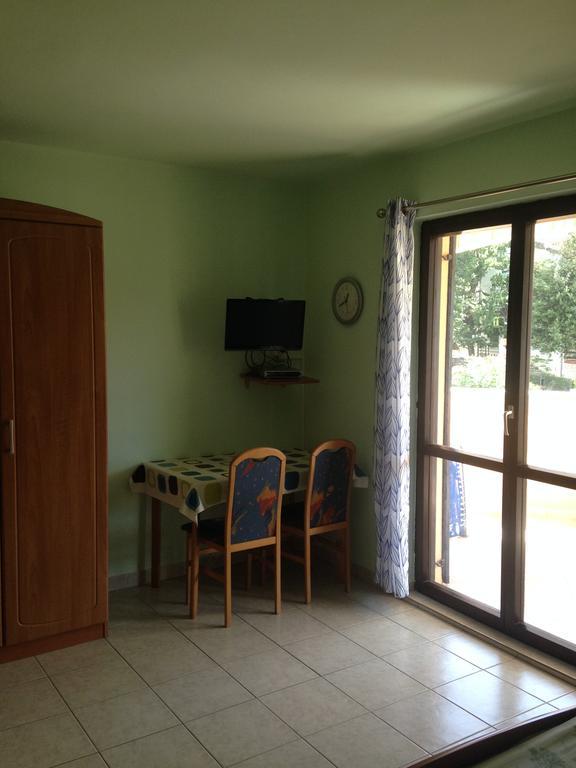 Apartments Villa Kristina Pula Habitación foto
