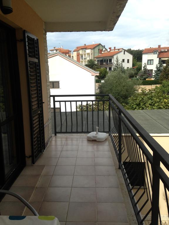 Apartments Villa Kristina Pula Habitación foto